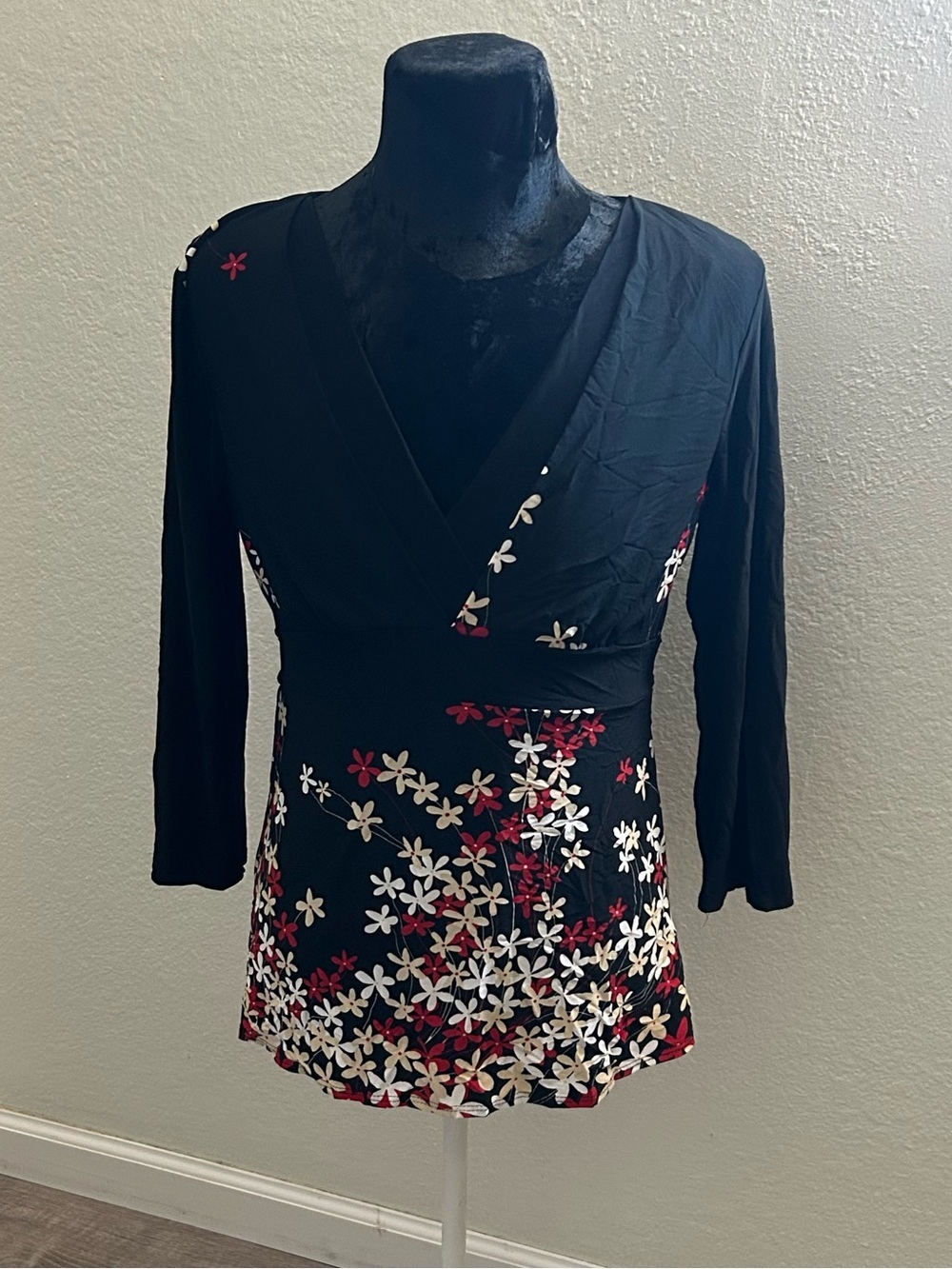 Notations Black Floral Wrap Blouse Size Large
